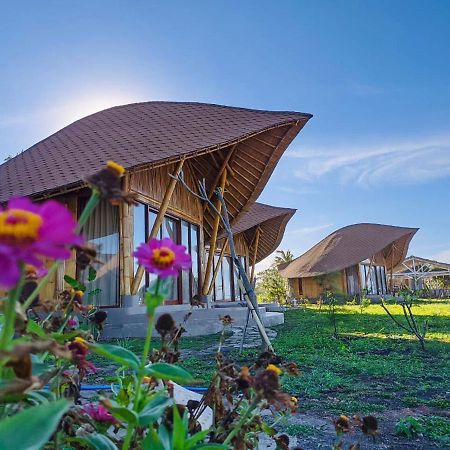 Tanoma Sumba Hotel Maujawa Exterior photo