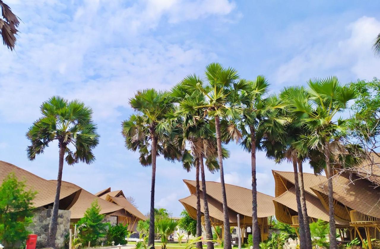 Tanoma Sumba Hotel Maujawa Exterior photo