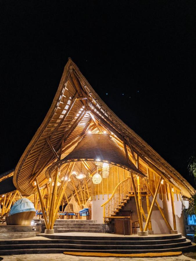 Tanoma Sumba Hotel Maujawa Exterior photo