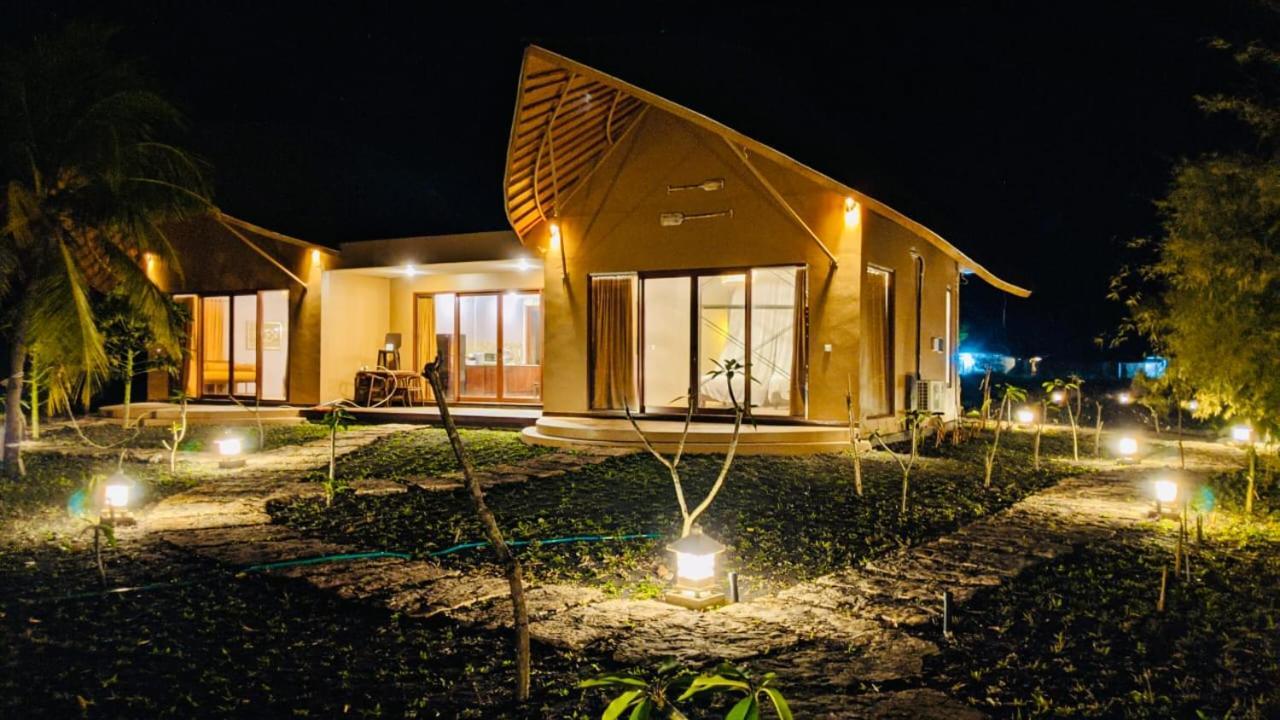 Tanoma Sumba Hotel Maujawa Exterior photo